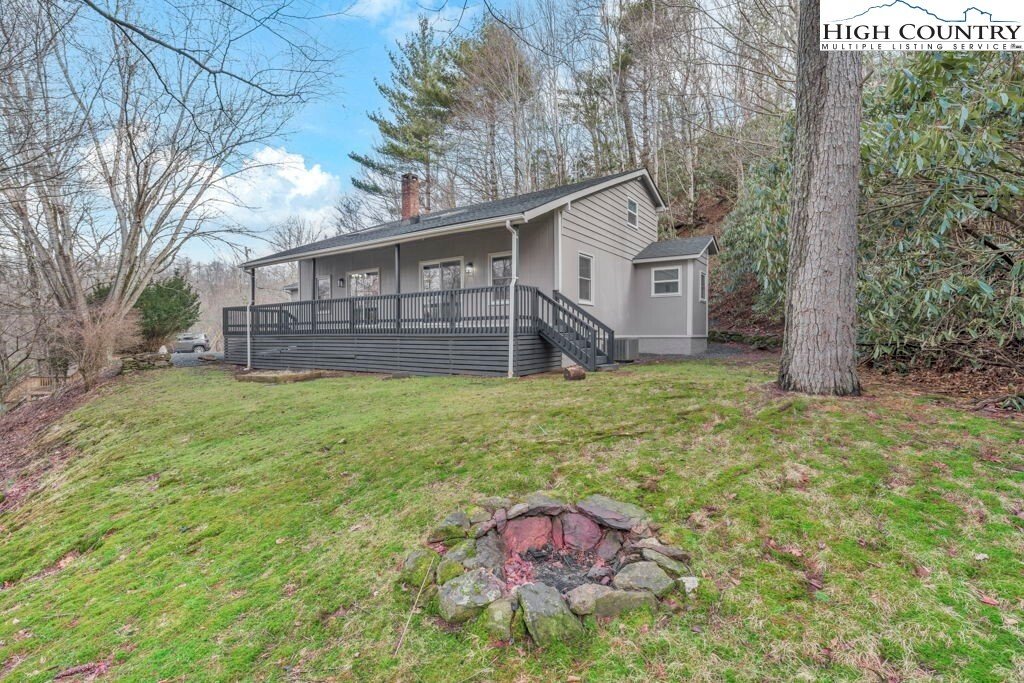 House in Blowing Rock, North Carolina, United States 1 - 17387770