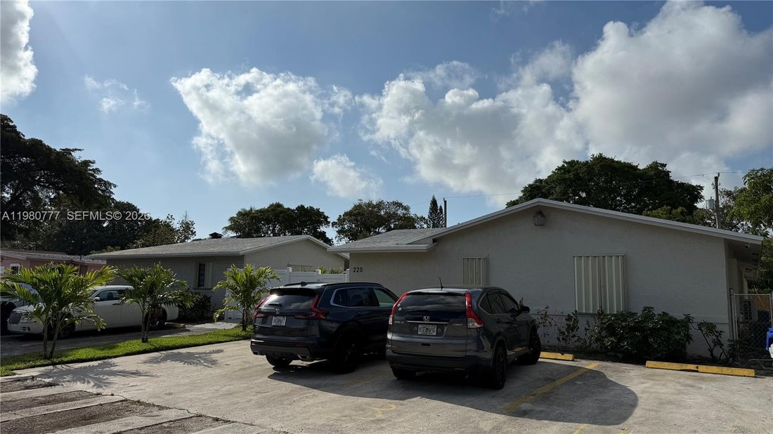 Pompano Beach, Florida, United States 4 - 17387941