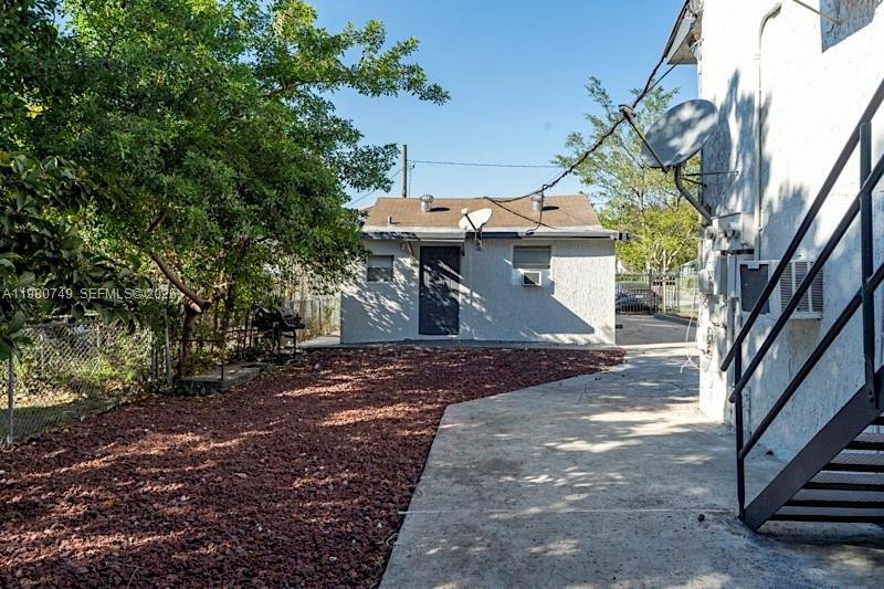 Miami, Florida, United States 5 - 17387908