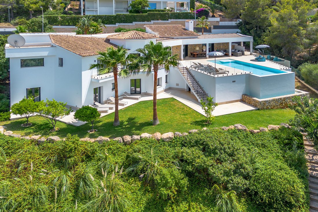 Villa in Rotes Velles, Calvia, Balearic Islands 1 - 17388116
