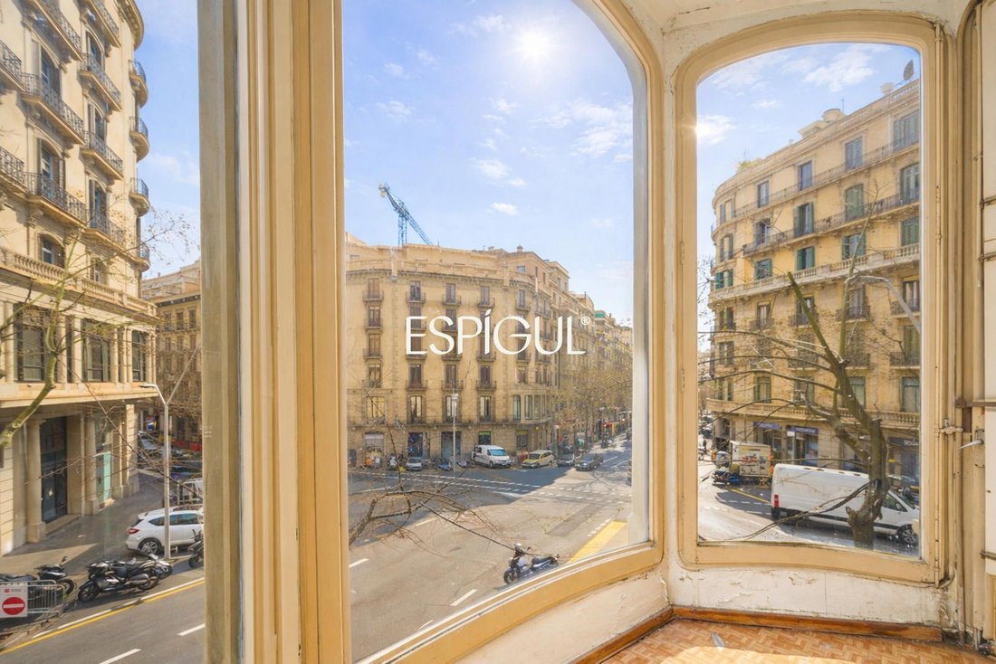 Apartment in Eixample, Barcelona, Spain 3 - 17386095
