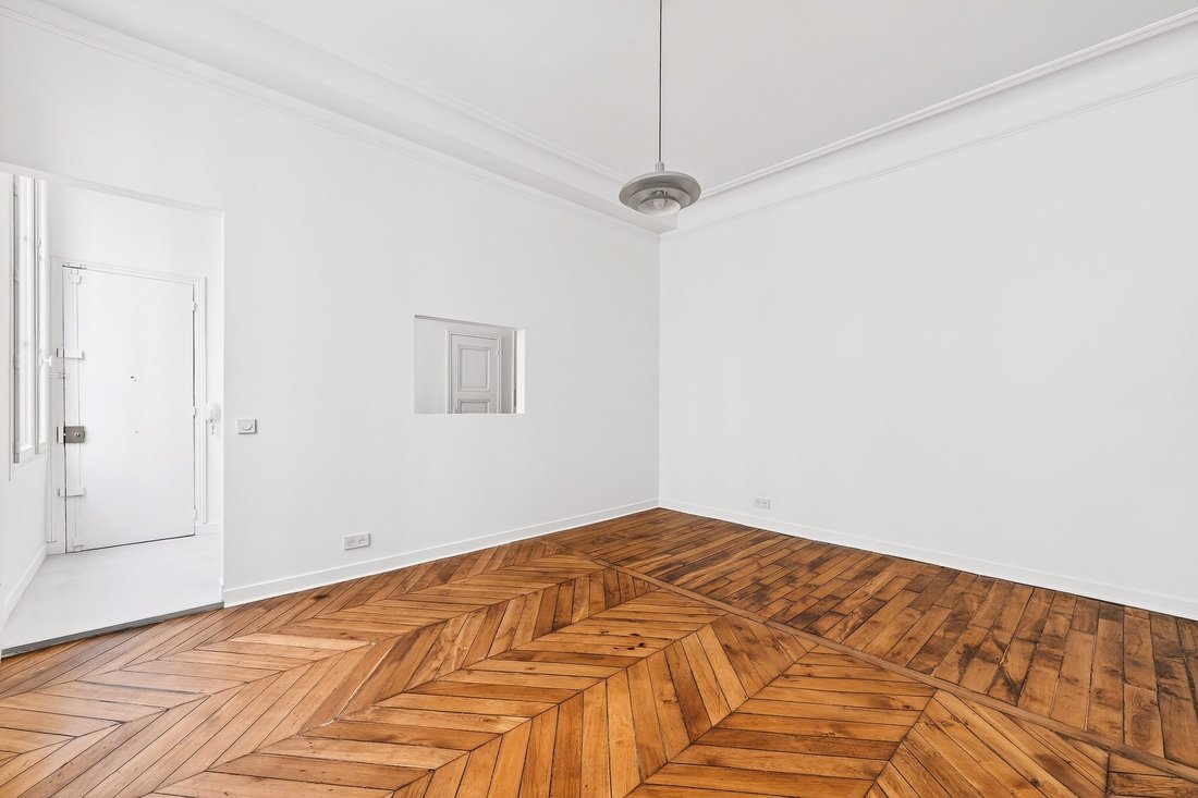 Apartment in Clignancourt-Jules Joffrin, Paris 18e Arrondissement, Paris 4 - 17388663