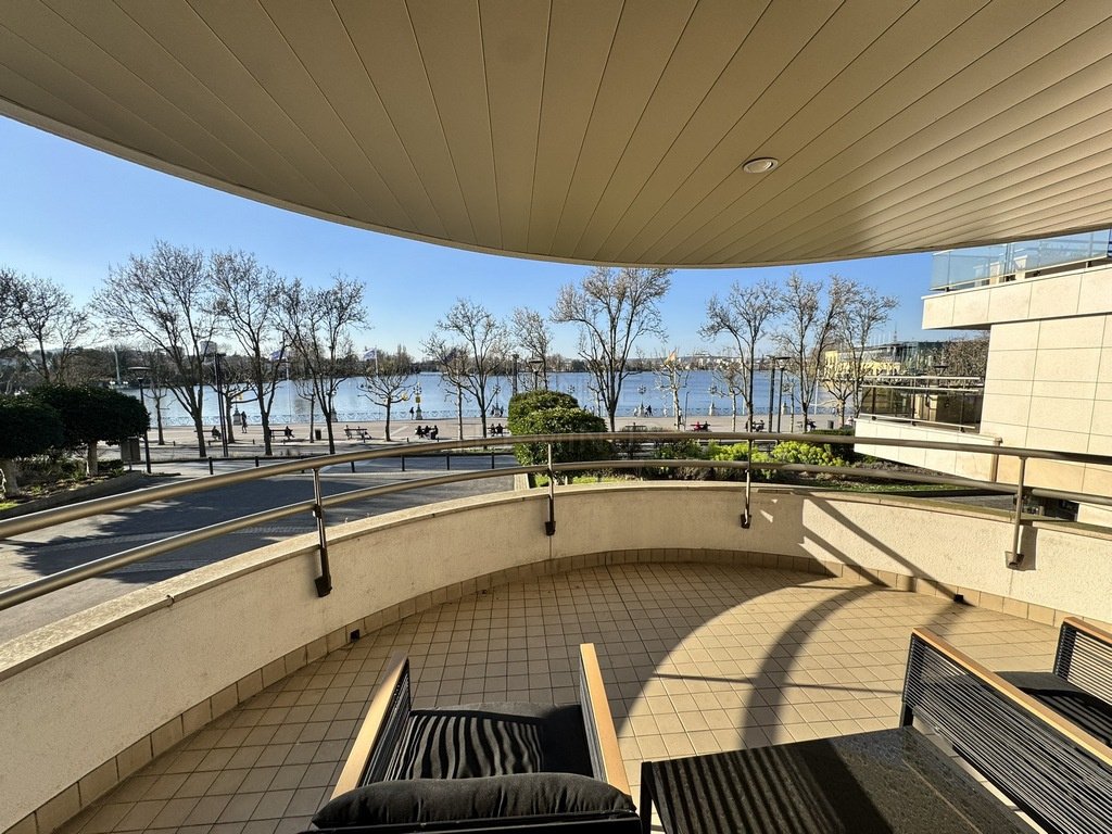 Apartment in Centre Ville-Commerce, Enghien-les-Bains, France 5 - 17388635