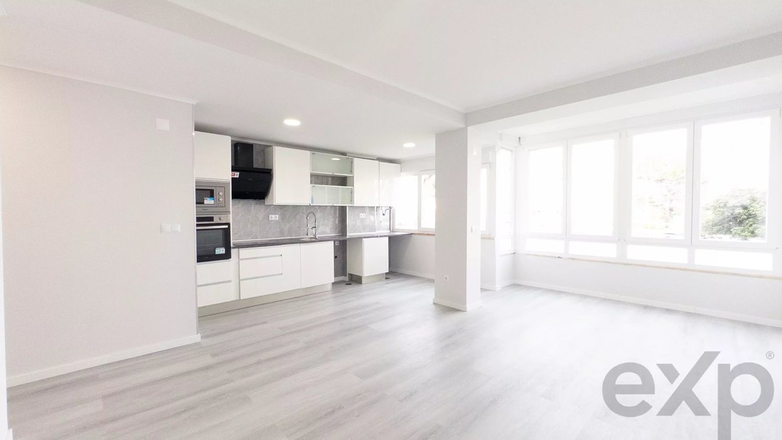 Apartment in Oeiras e Sao Juliao da Barra, Paco de Arcos e Caxias, Lisbon, Portugal 2 - 17389304