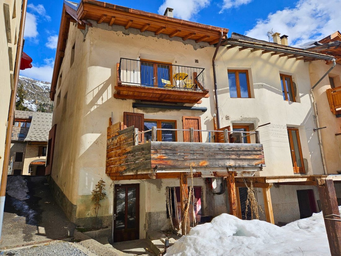 House in Le Monêtier-les-Bains, Provence-Alpes-Côte d'Azur, France 1 - 17388757