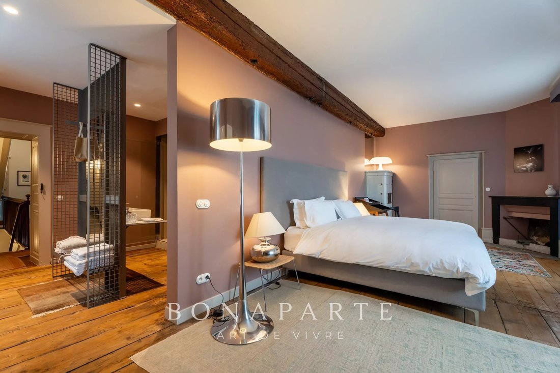 Estate in Cessy, Auvergne-Rhône-Alpes, France 5 - 17389173