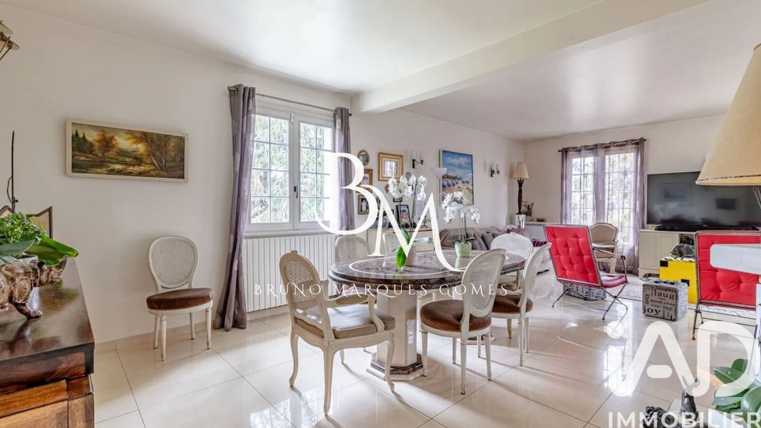 House in Miraville, Sarcelles, France 3 - 17389855