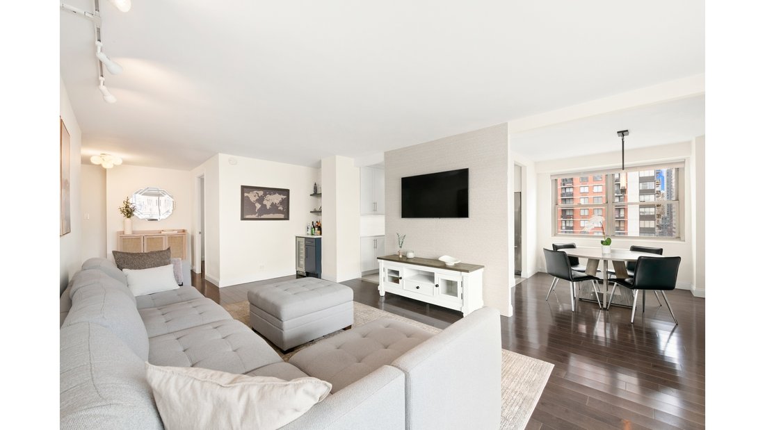 Condo in New York, New York, United States 2 - 17389283