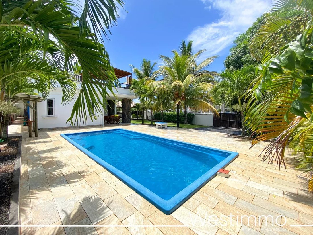 House in Grand Baie, Rivière du Rempart District, Mauritius 1 - 17389631