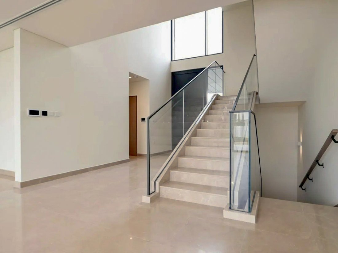 Villa in Hadaeq Sheikh Mohammed Bin Rashid, Dubai, United Arab Emirates 2 - 17145076