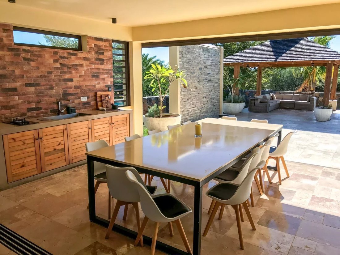 House in Tamarin, Rivière Noire District, Mauritius 3 - 17389621