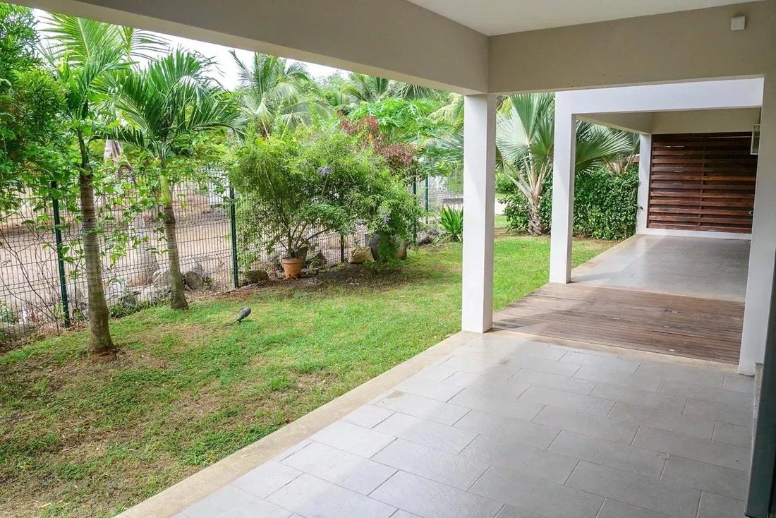 Apartment in Tamarin, Rivière Noire District, Mauritius 4 - 17389482
