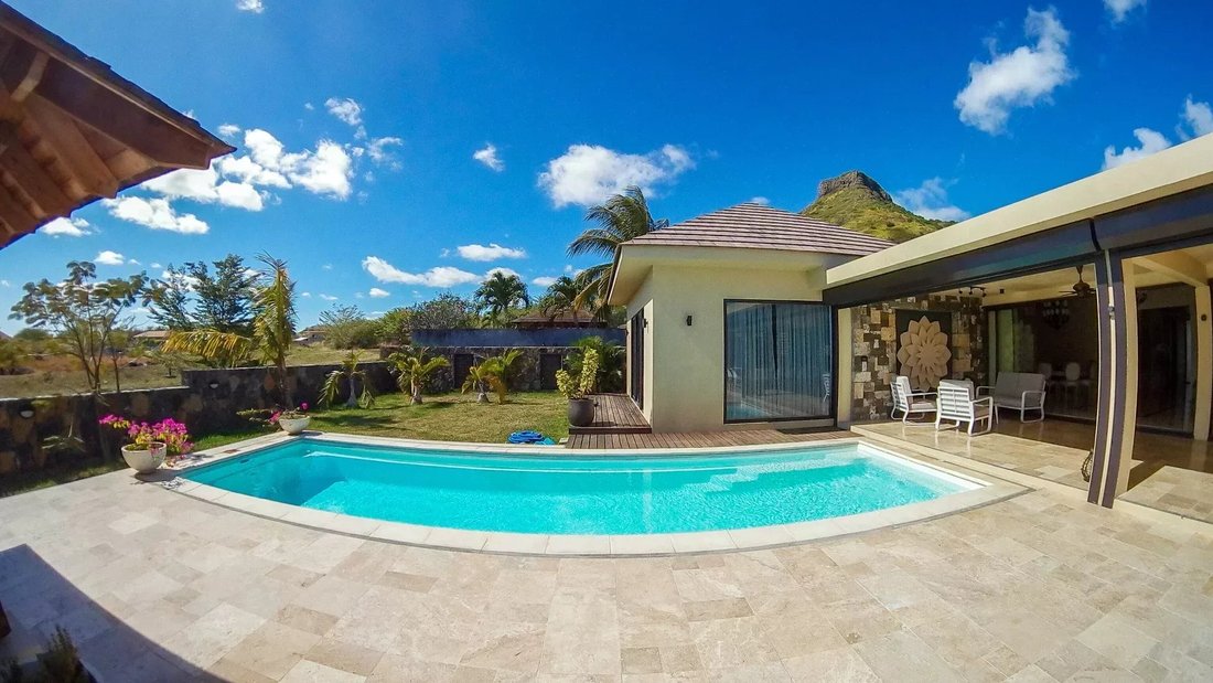House in Tamarin, Rivière Noire District, Mauritius 2 - 17389621