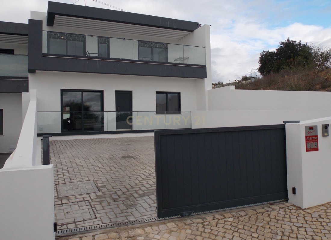 Villa in Alcantarilha, Algarve, Portugal 1 - 17388928