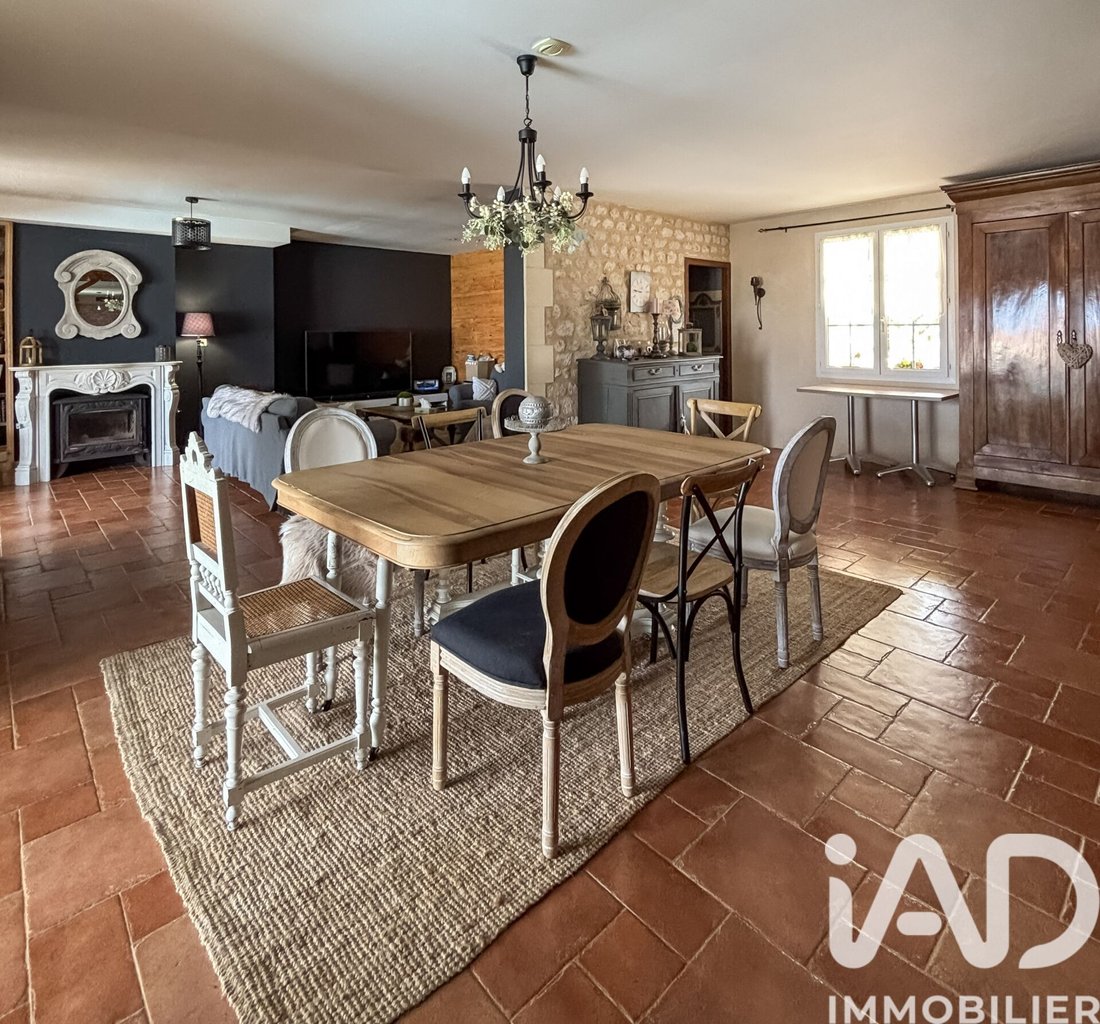 House in Jonzac, Nouvelle-Aquitaine, France 4 - 17389849
