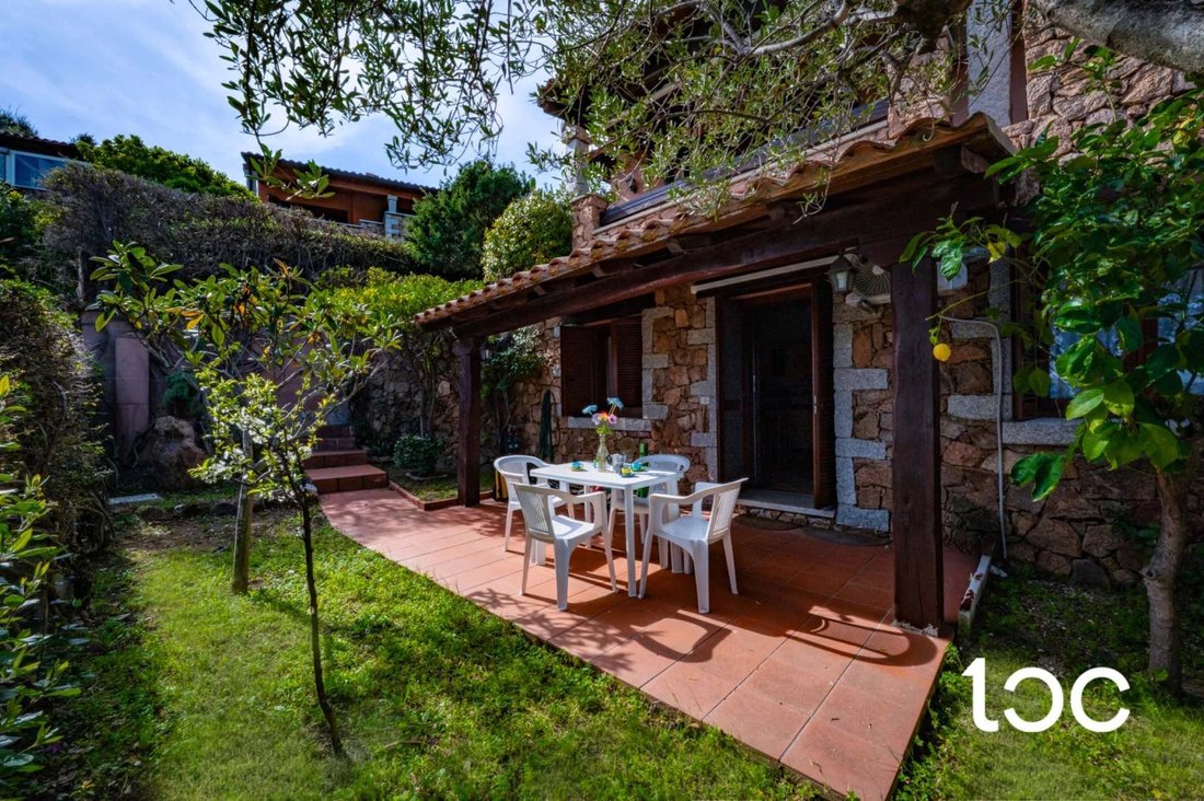Casa en Loiri Porto San Paolo, Cerdeña, Italia 1 - 17389092