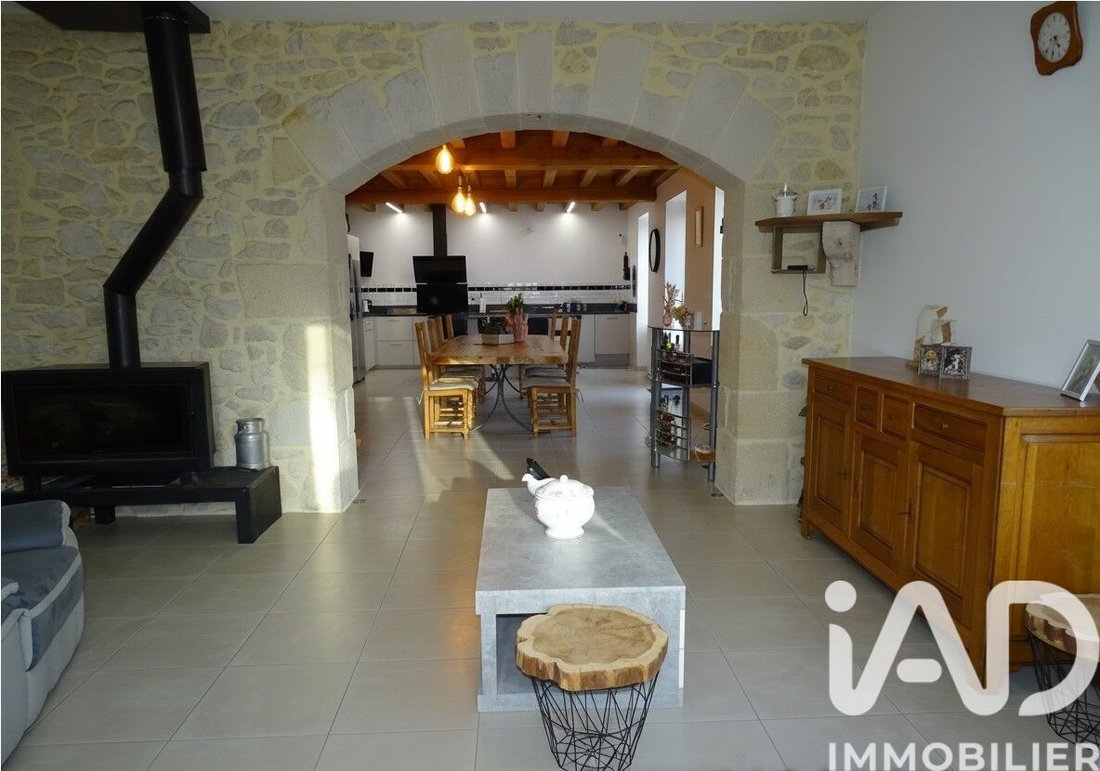 House in Sauveterre-de-Guyenne, Nouvelle-Aquitaine, France 3 - 17389805