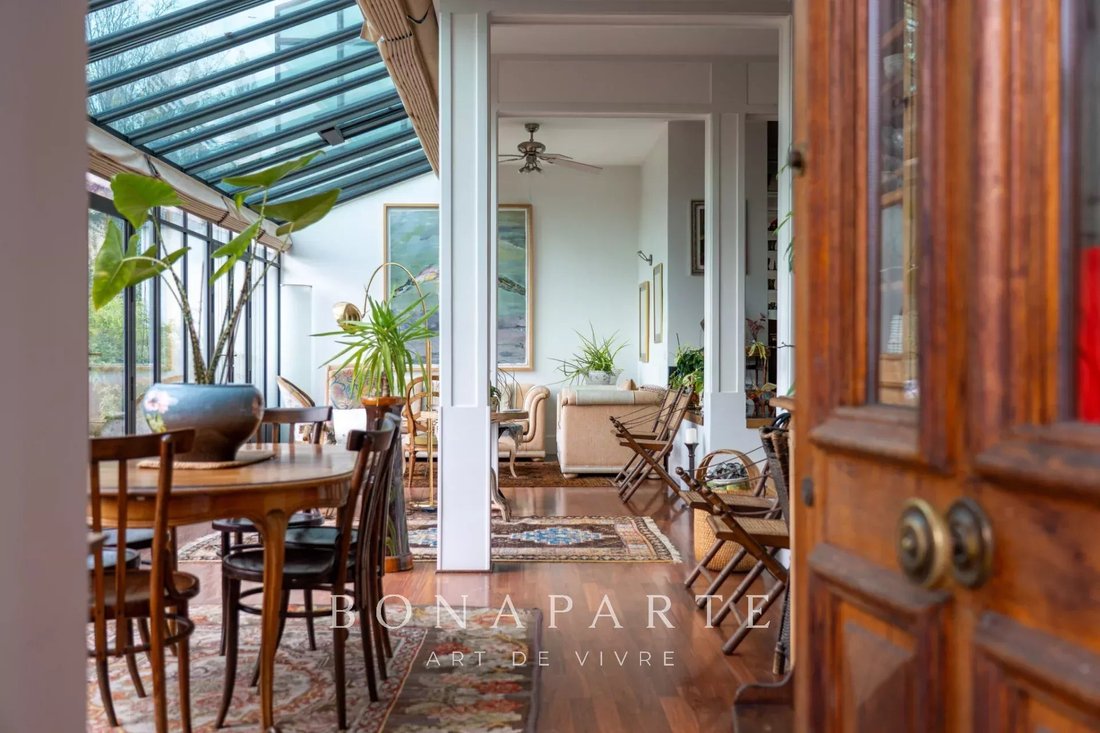 Estate in Cessy, Auvergne-Rhône-Alpes, France 4 - 17389148