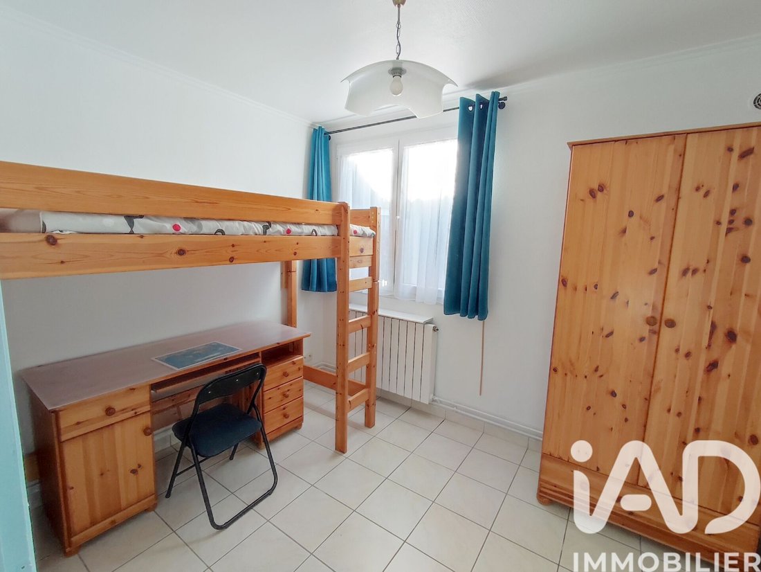House in Villejuif, Ile-de-France, France 3 - 17389757