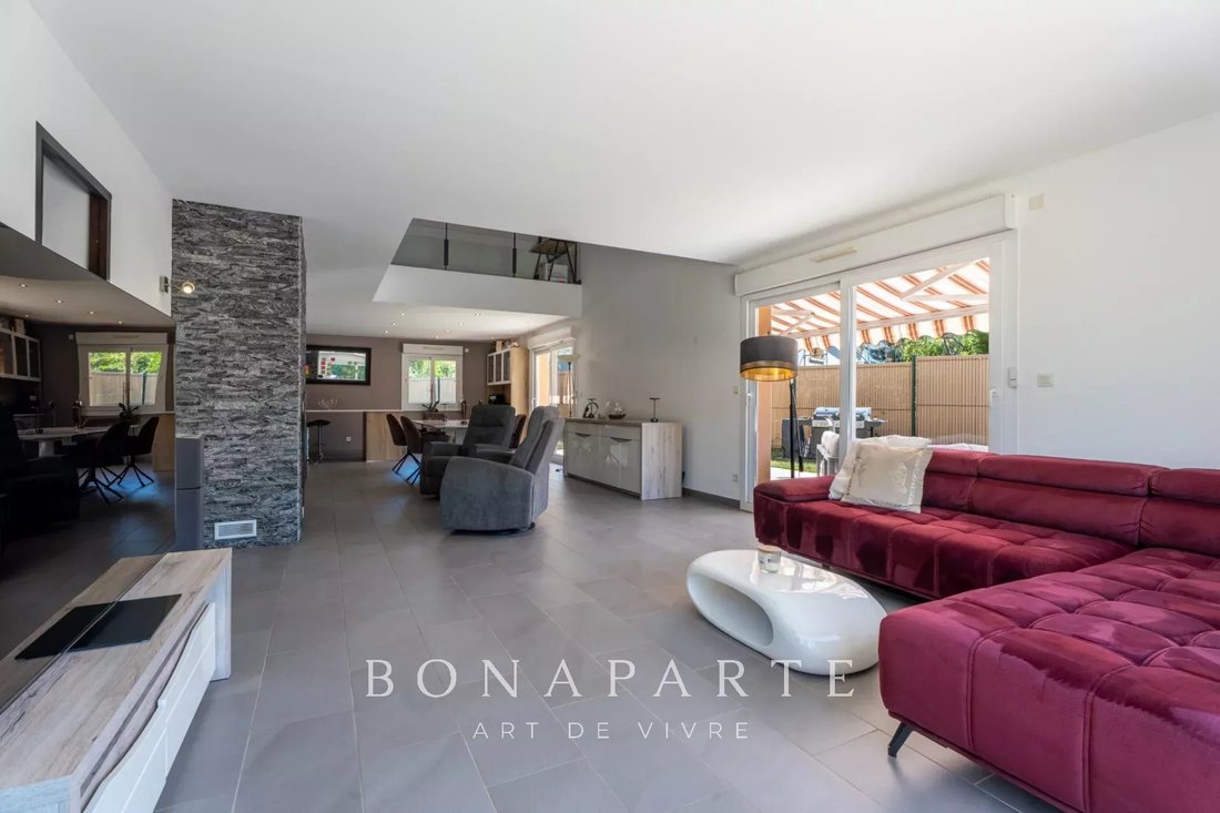 House in Neydens, Auvergne-Rhône-Alpes, France 3 - 17389094