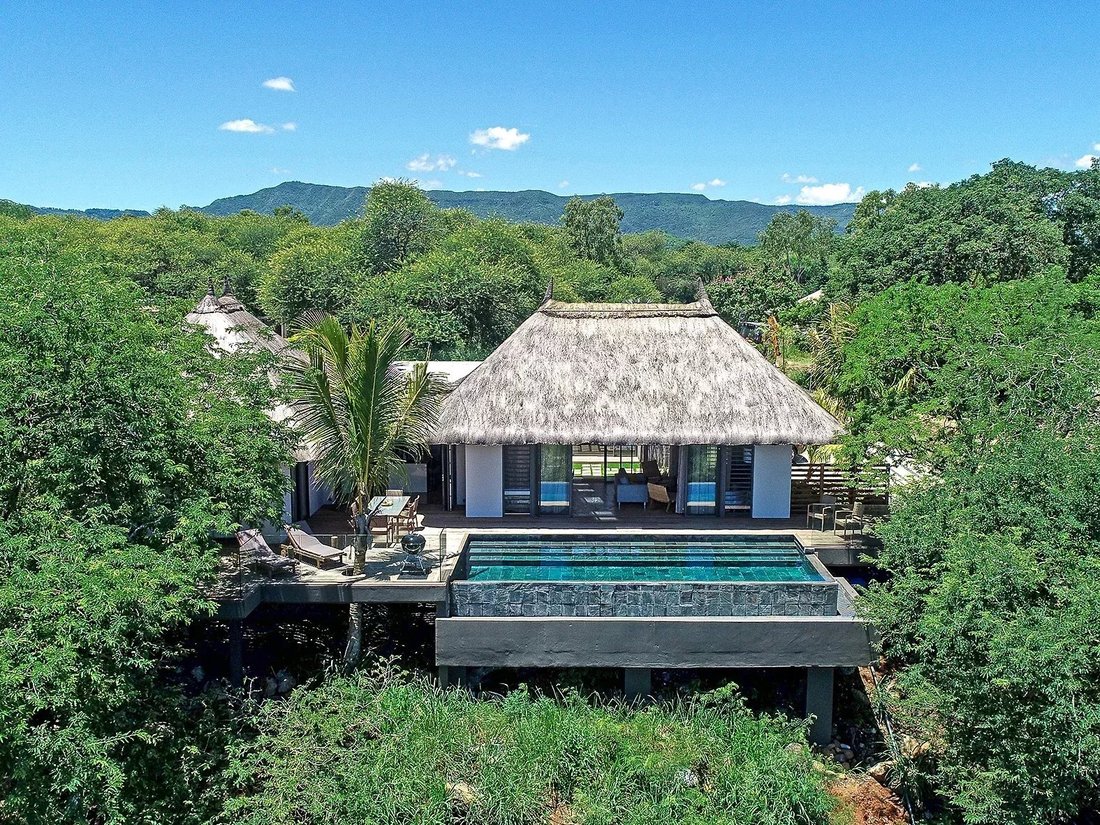 House in Tamarin, Rivière Noire District, Mauritius 2 - 17389062
