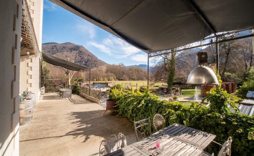 19th Century Castle, Pyrenees, Ideal For Bed And Breakfast Or A Small Hotel.