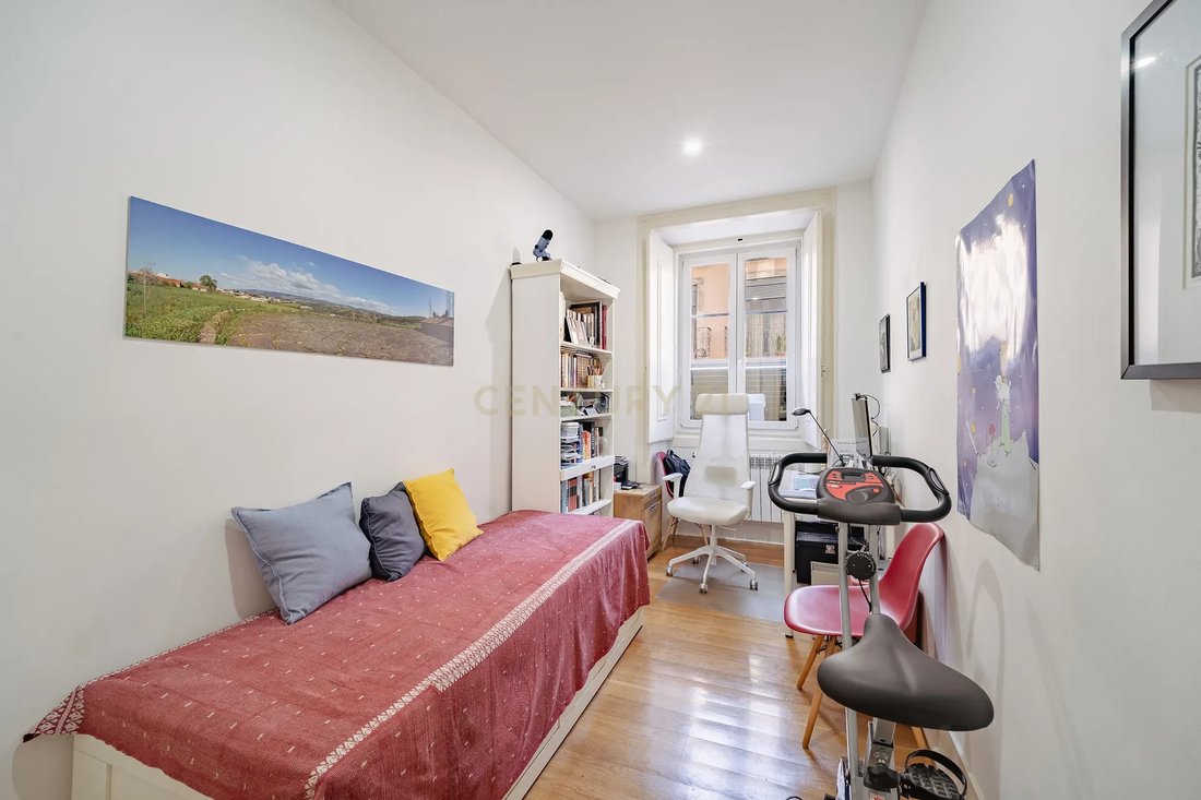 Apartment in Santo Antonio, Lisbon, Portugal 5 - 17388927
