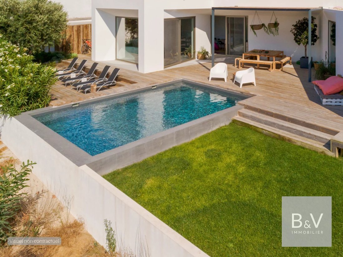 House in Val Fleuri-Les Gros Buaux, Cagnes-sur-Mer, France 2 - 17389113