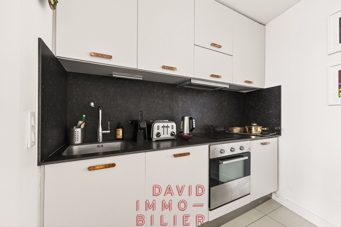 Apartment in Montorgueil-Saint Denis, Paris 2e Arrondissement, Paris 3 - 17388836