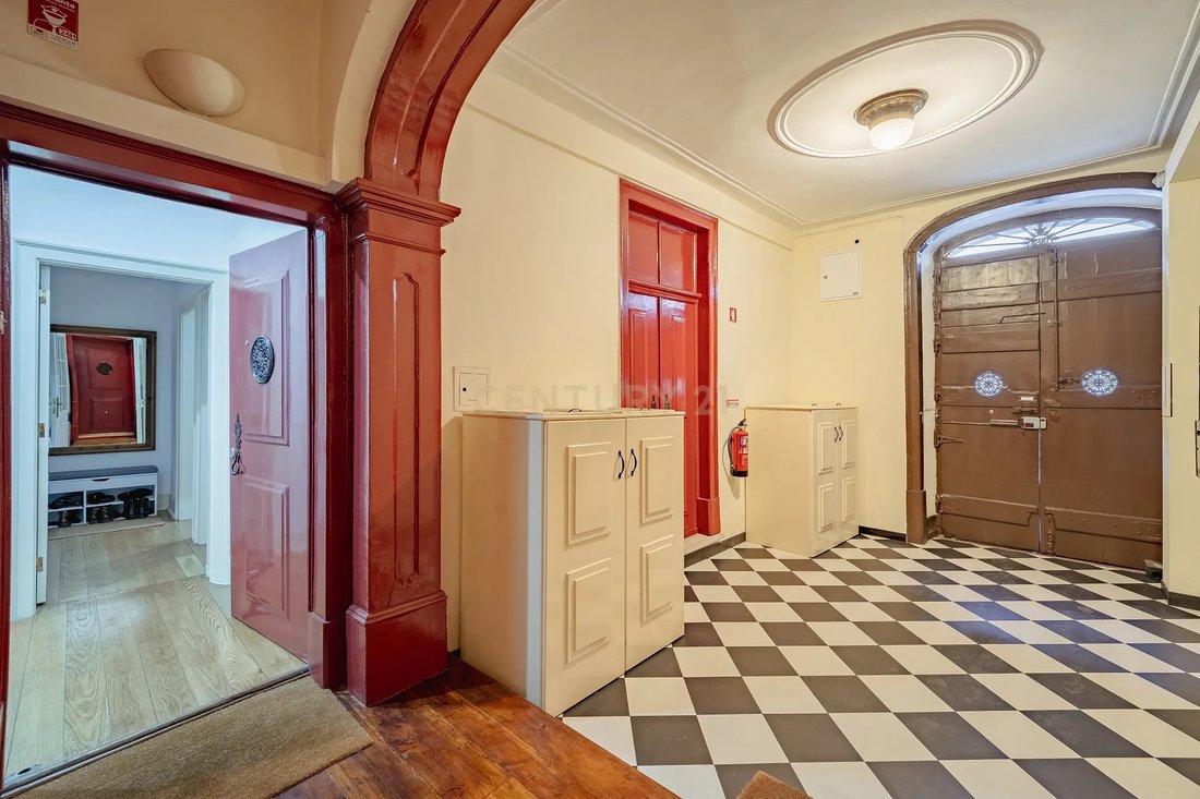 Apartment in Santo Antonio, Lisbon, Portugal 1 - 17388927