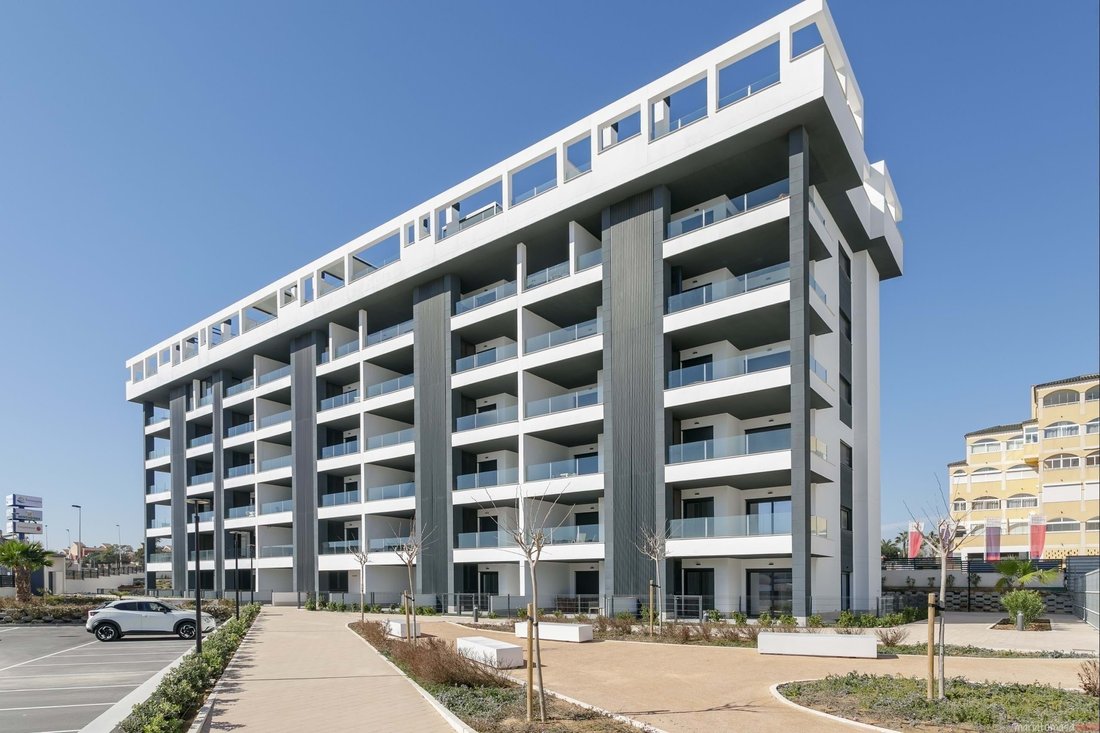 Apartment in Torrevieja, Valencian Community, Spain 4 - 17387414