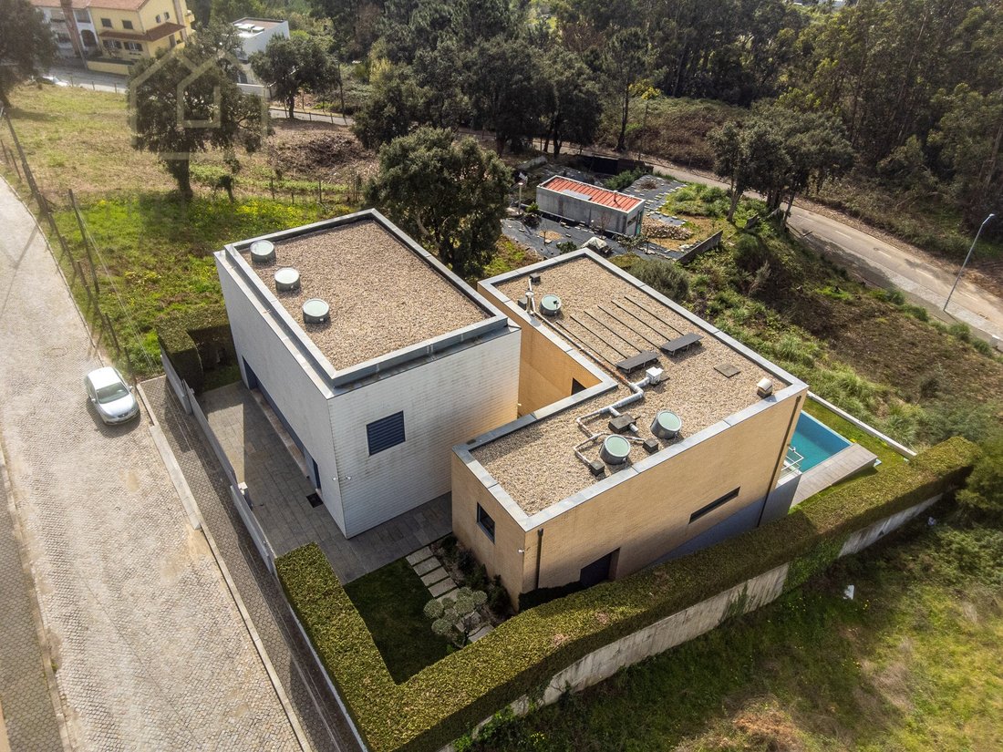 House in Mafamude e Vilar do Paraiso, Porto District, Portugal 3 - 17389366