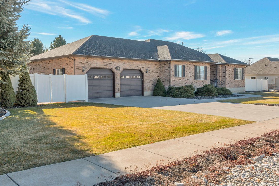 House in Hyde Park, Utah, United States 1 - 17388947