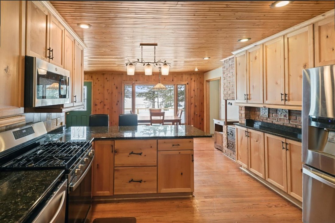 House in Phelps, Wisconsin, United States 5 - 17389569
