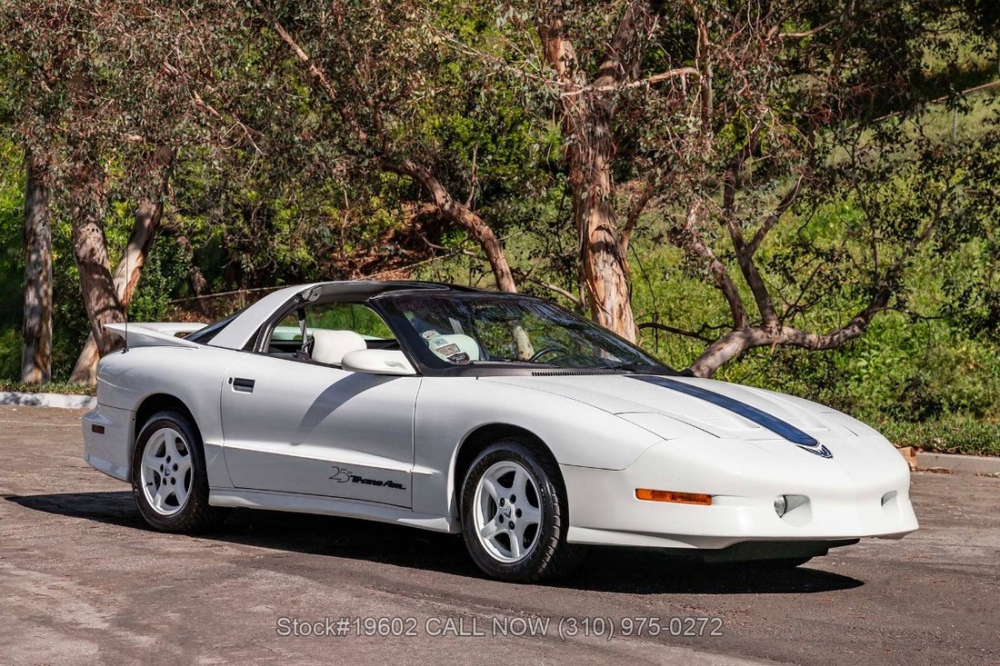 Pontiac Firebird in Los Angeles, CA 5 - 17388986