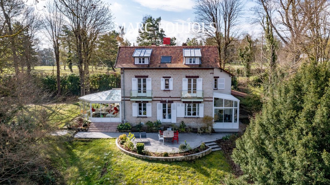 House in Luzarches, Ile-de-France, France 3 - 17388743
