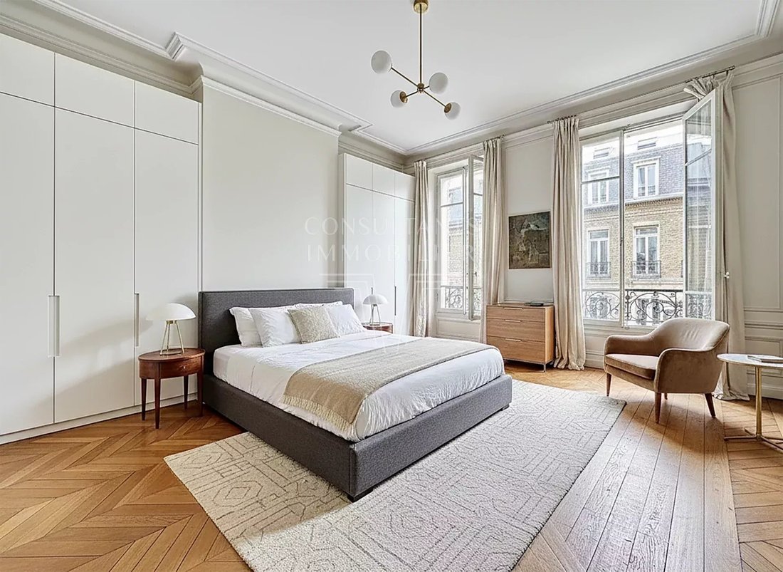 Estate in Muette Nord, Paris 16e Arrondissement, Paris 5 - 17389065