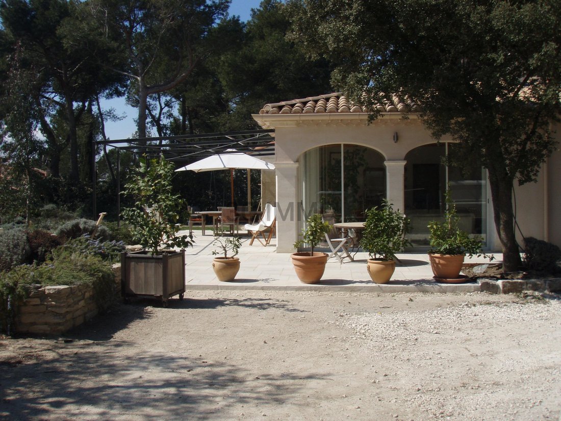 House in Cavaillon, Provence-Alpes-Côte d'Azur, France 4 - 17388976