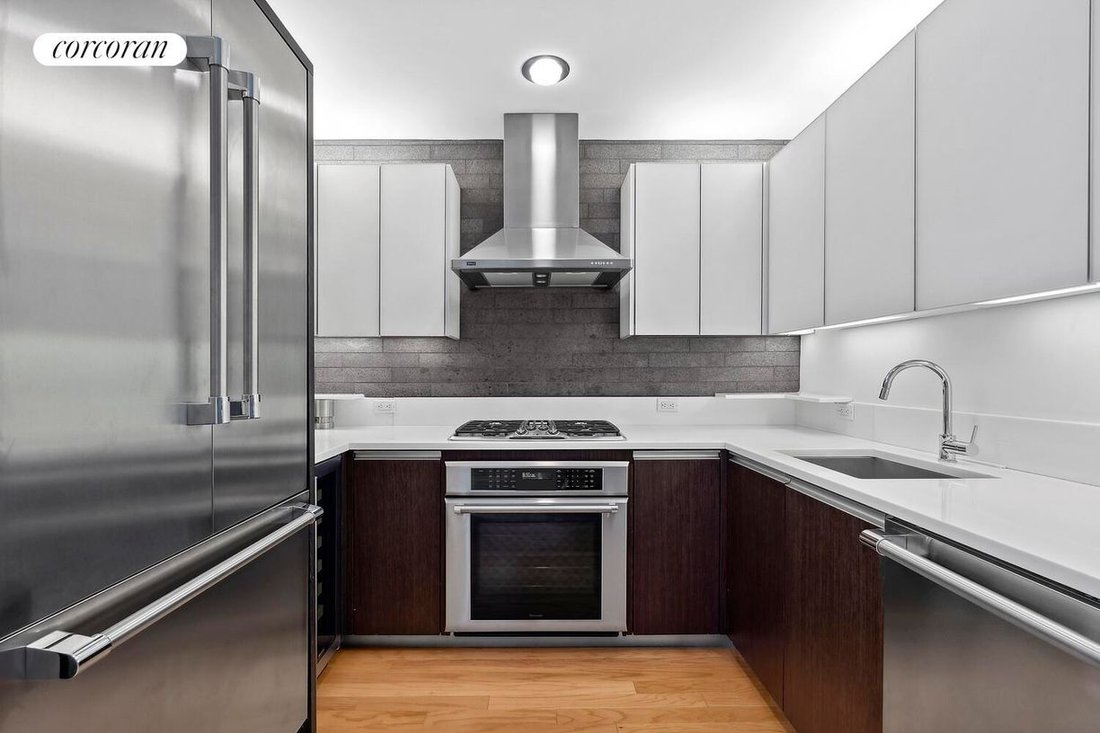 Condo in New York, New York, United States 2 - 17389658