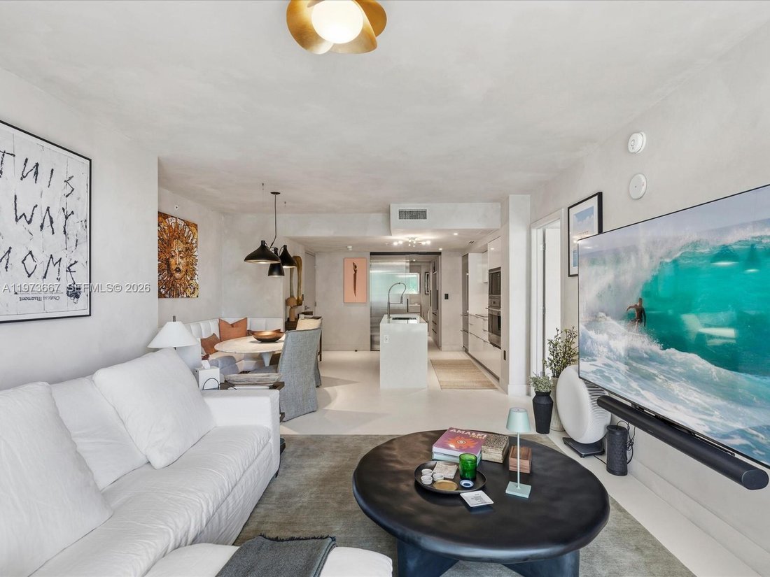 Condo in Bal Harbour, Florida, United States 3 - 17389140
