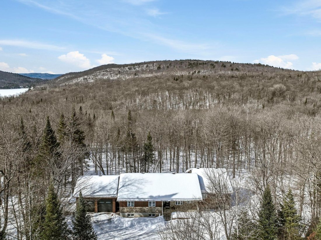 Apartment in Mont-Tremblant, Quebec, Canada 4 - 17388770