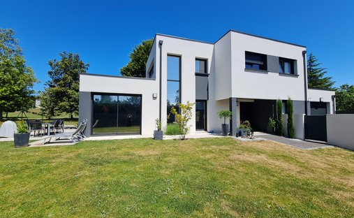 House in Pleumeleuc, Brittany, France 1