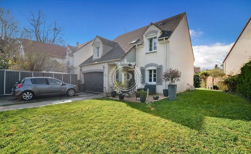 House in Soisy-sous-Montmorency, Ile-de-France, France 1