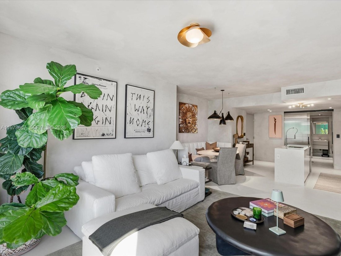 Condo in Bal Harbour, Florida, United States 2 - 17389140