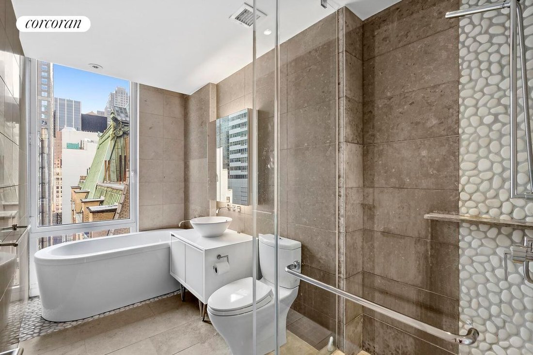 Condo in New York, New York, United States 4 - 17389658