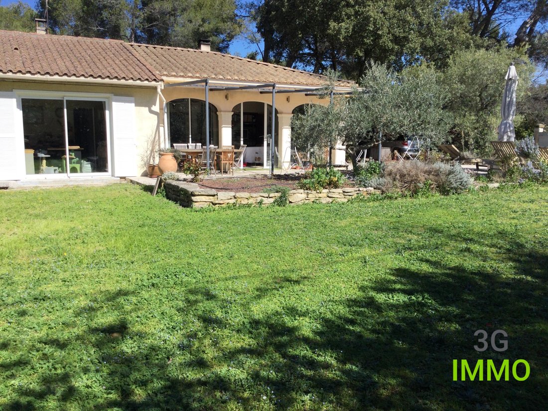 House in Cavaillon, Provence-Alpes-Côte d'Azur, France 2 - 17388976