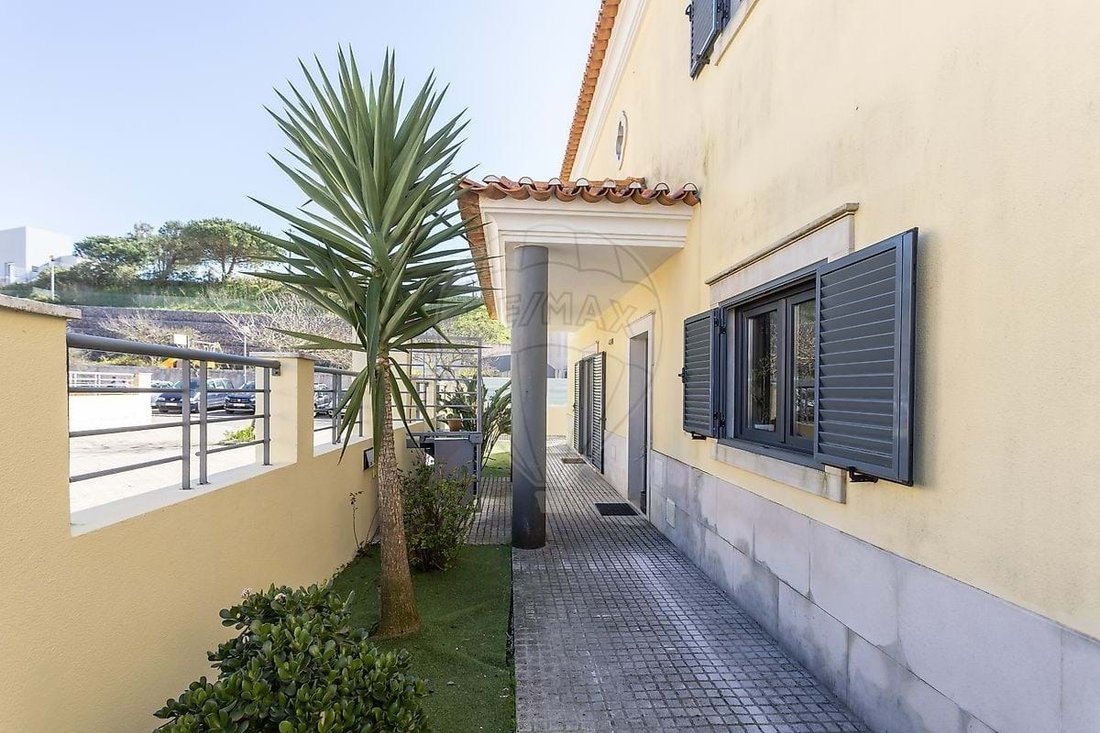 Villa in Pontinha e Famoes, Lisbon, Portugal 4 - 17389627