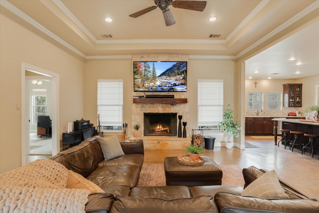 House in Dripping Springs, Texas, United States 3 - 17394127