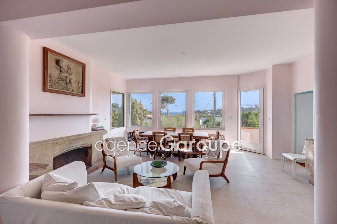 Villa in Antibes, Provence-Alpes-Côte d'Azur, France 3 - 17316159