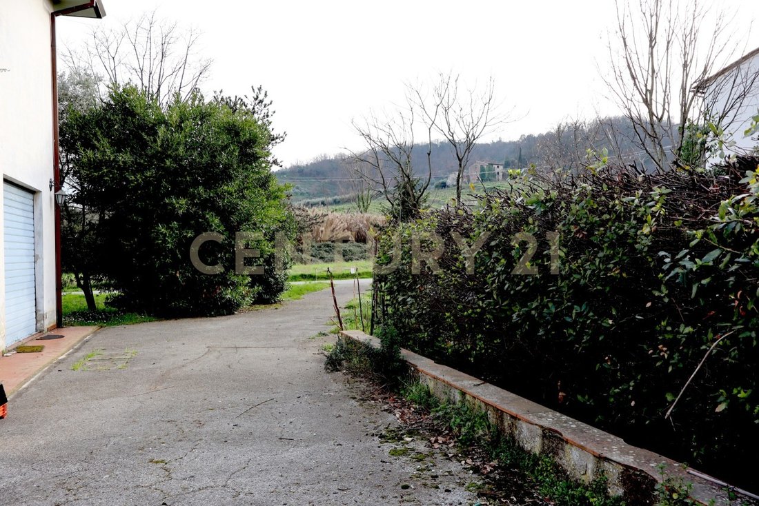Villa in Pieve di Brancoli, Lucca, Tuscany 3 - 17391983